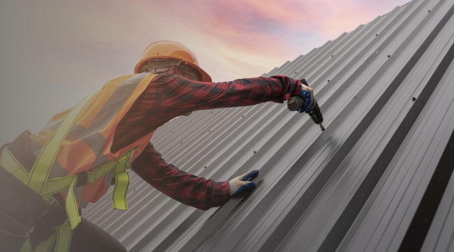 Expert Emergency Roof Repairs services in Highland, IL